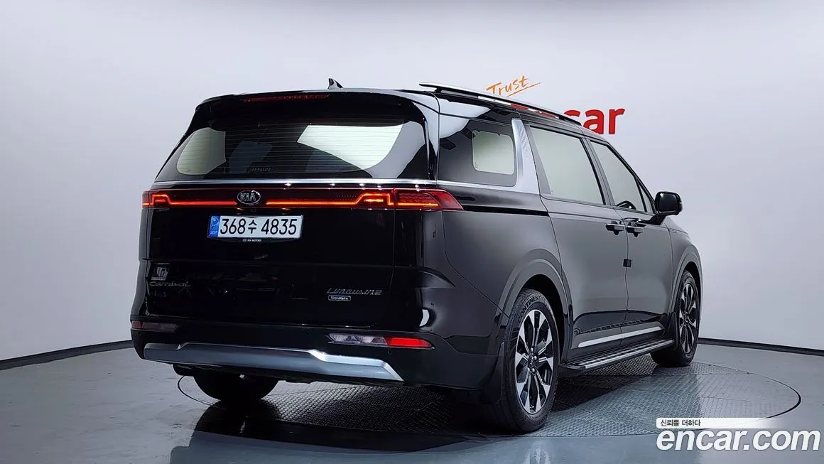 Kia Carnival — фото 2