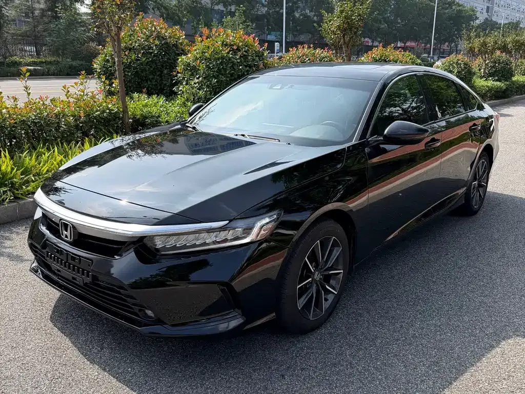 Honda Inspire 2023 из CN, фото 2