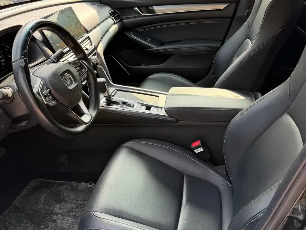 Honda Inspire 2023 из CN, фото 5