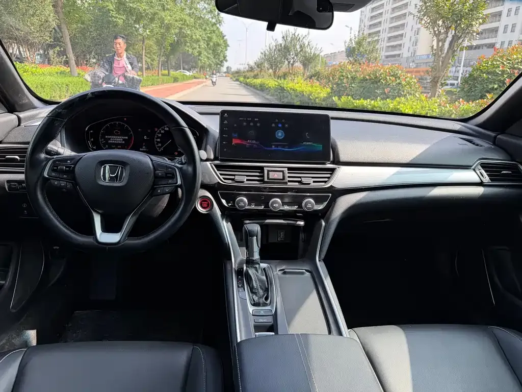 Honda Inspire 2023 из CN, фото 8