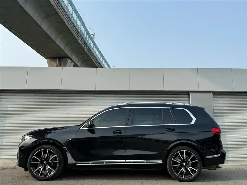 BMW X7 2022 из CN, фото 3
