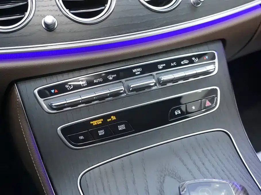 Mercedes-Benz E-Class 2022 из CN, фото 9