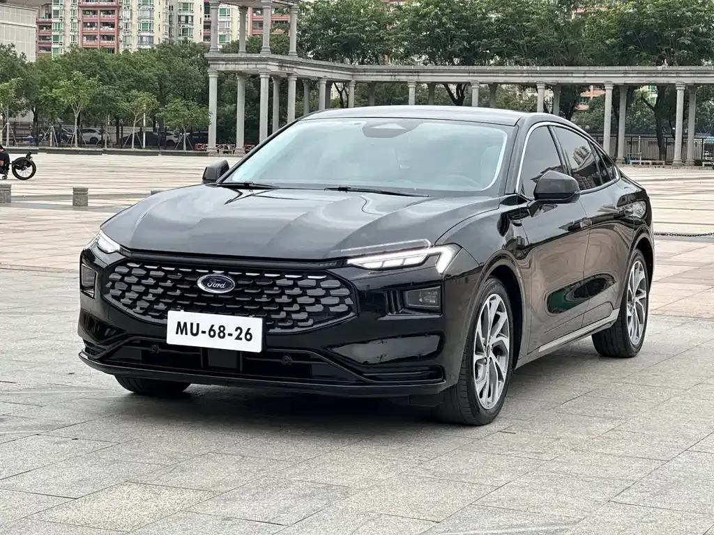 Ford Mondeo 2023 из CN, фото 1