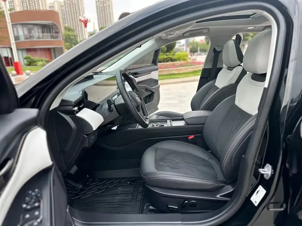 Ford Mondeo 2023 из CN, фото 10