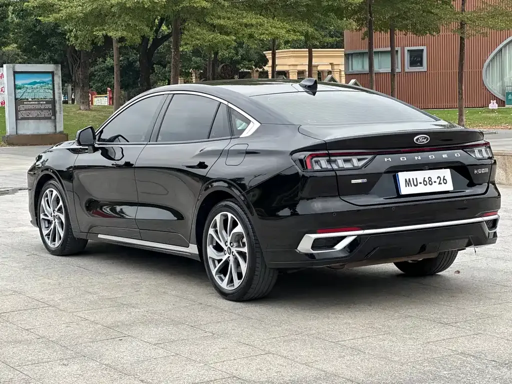 Ford Mondeo 2023 из CN, фото 5