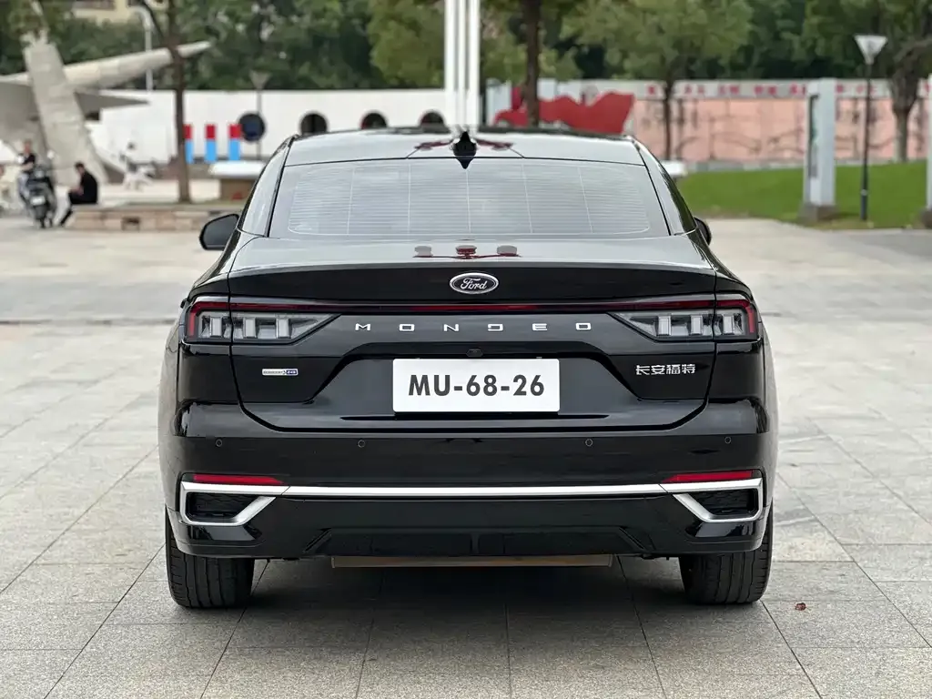 Ford Mondeo 2023 из CN, фото 6