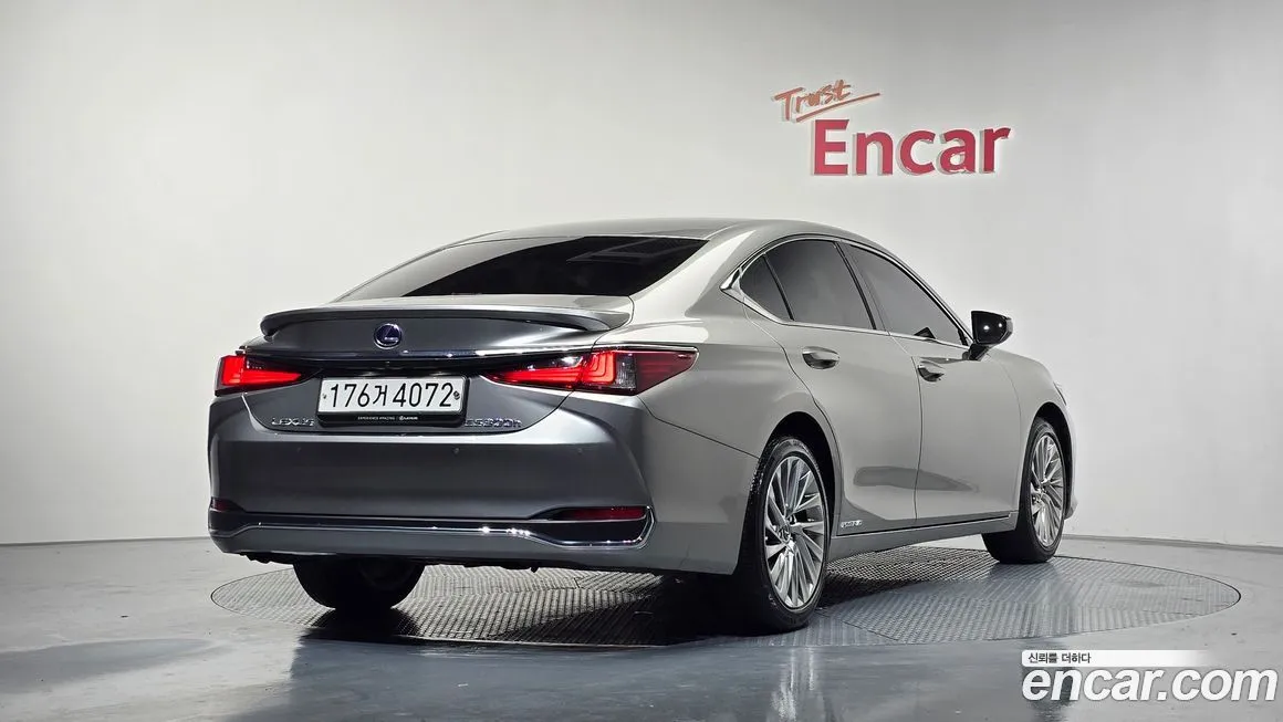 Lexus ES 2021 из KR, фото 2