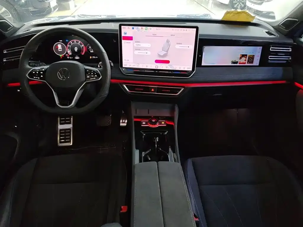 Volkswagen Tiguan L 2024 из CN, фото 10