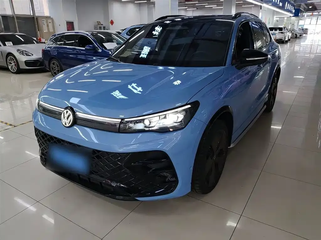 Volkswagen Tiguan L 2024 из CN, фото 2