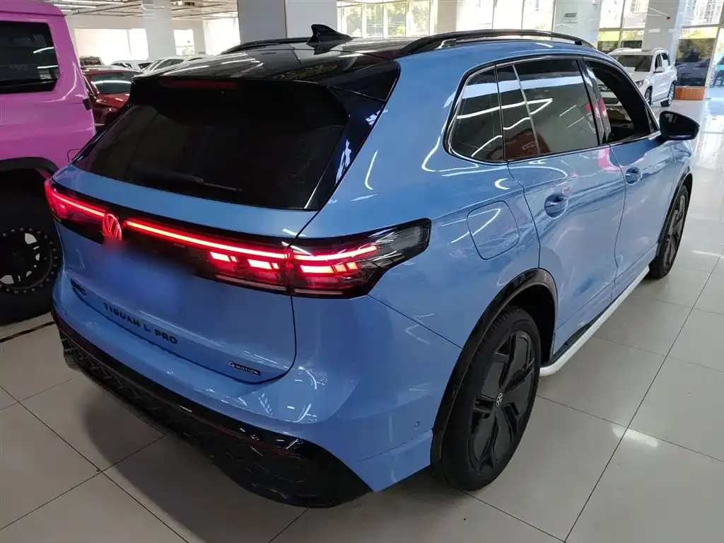 Volkswagen Tiguan L 2024 из CN, фото 7
