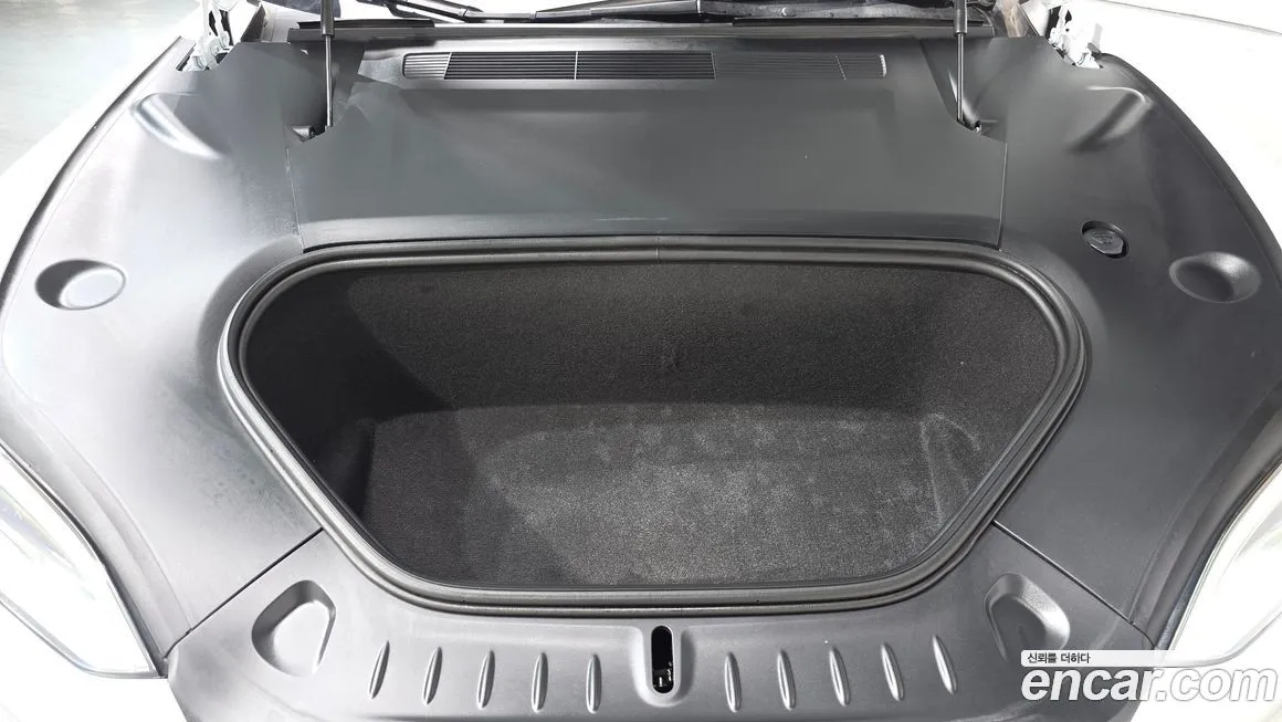 Tesla Model S 2023 из KR, фото 6