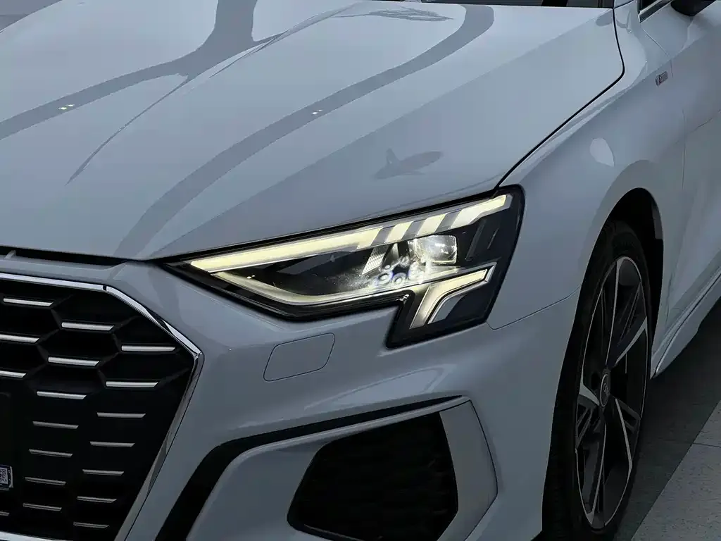 Audi A3 2023 из CN, фото 3