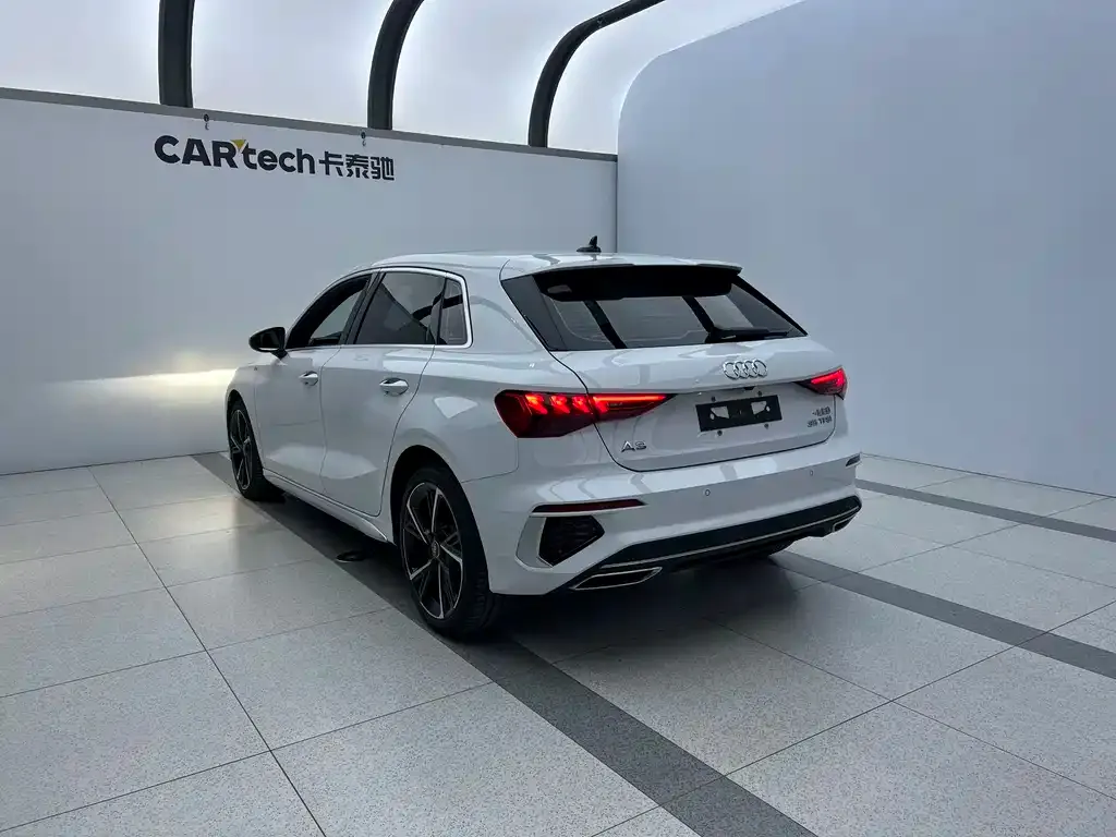 Audi A3 2023 из CN, фото 6