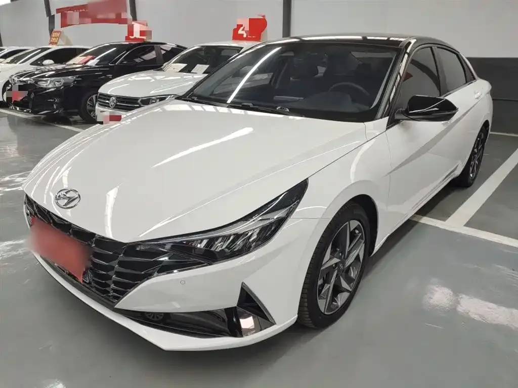 Hyundai Elantra 2023 из CN, фото 2