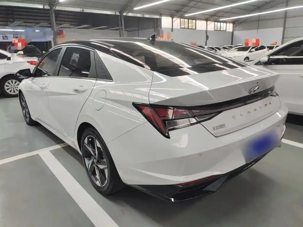 Hyundai Elantra 2023 из CN, фото 5