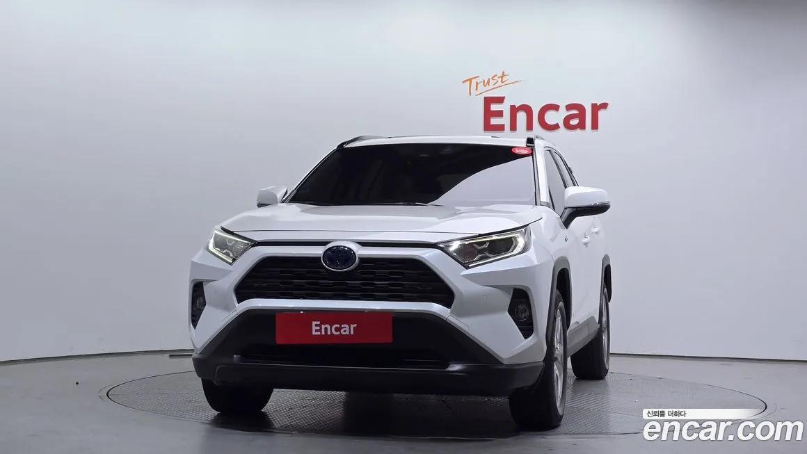 Toyota RAV4 2021 из KR, фото 3