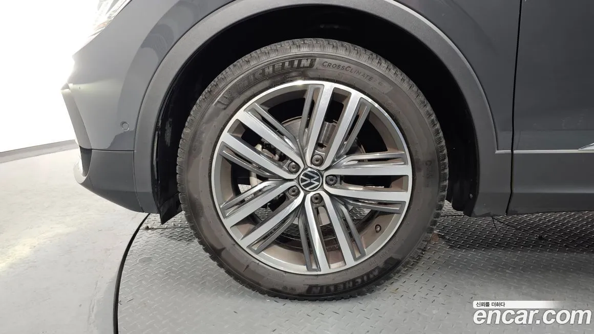 Volkswagen Tiguan 2023 из KR, фото 5