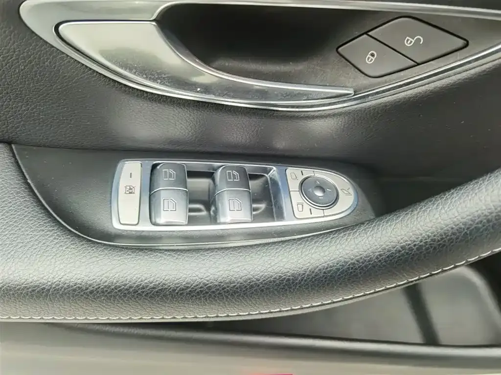 Mercedes-Benz E-Class 2022 из CN, фото 9