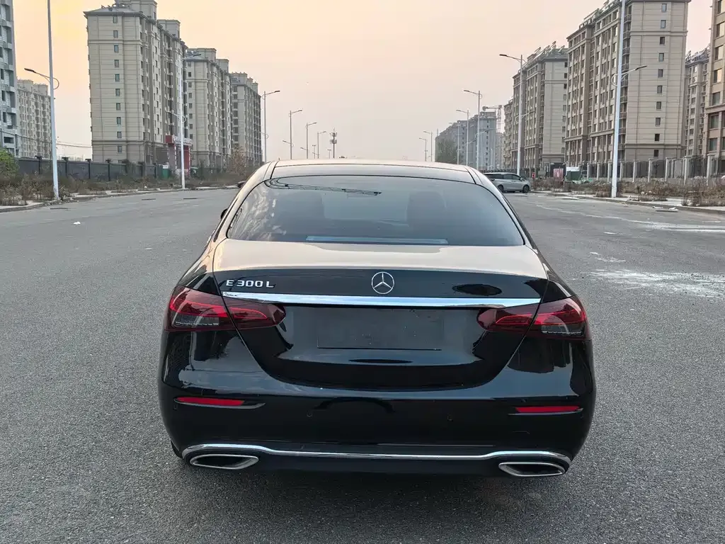 Mercedes-Benz E-Class 2023 из CN, фото 8