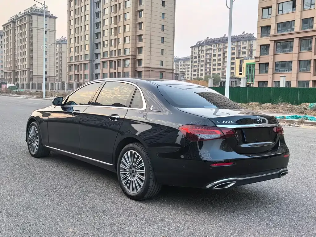 Mercedes-Benz E-Class 2023 из CN, фото 9