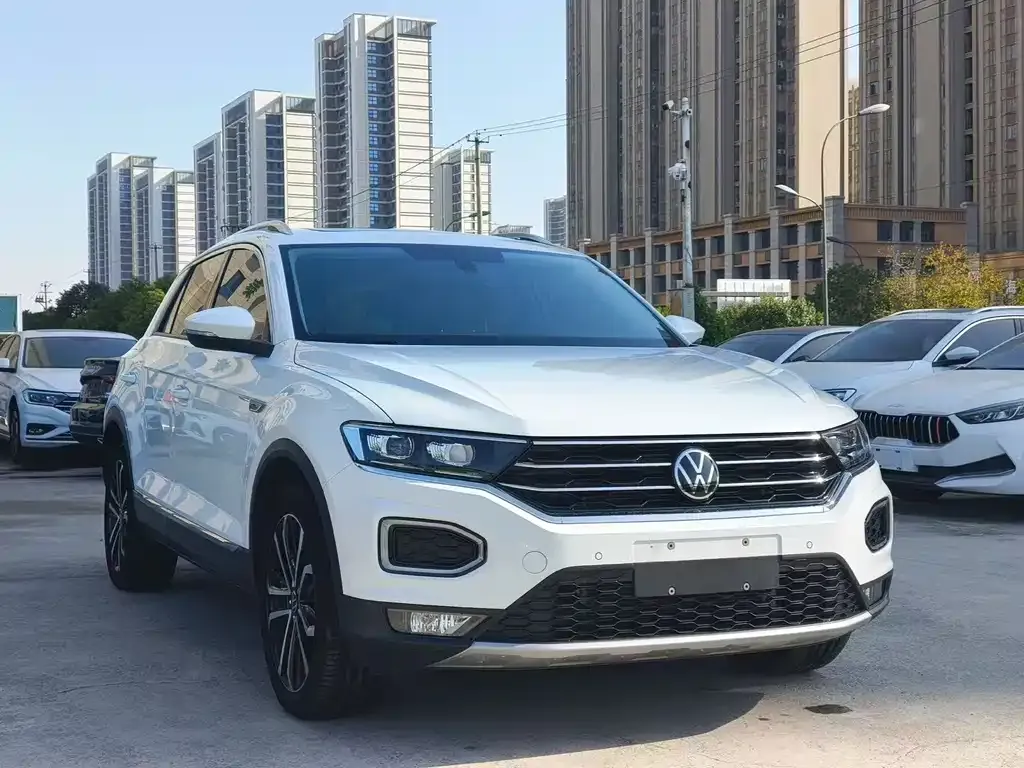 Volkswagen T-Roc — фото 3