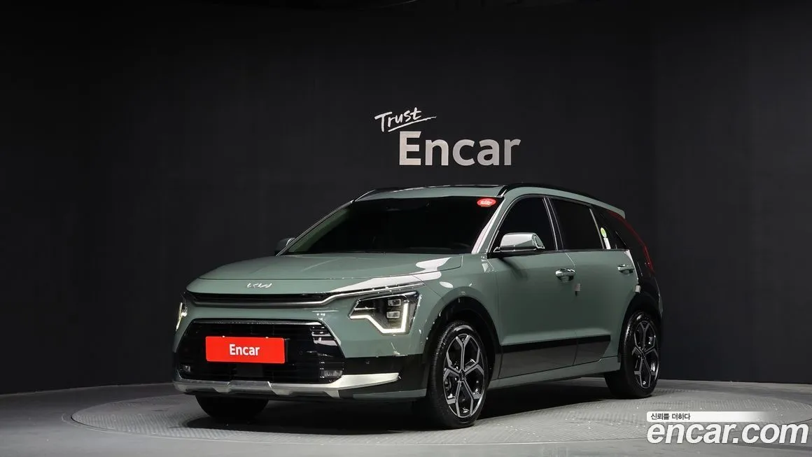 Kia Niro — фото 1