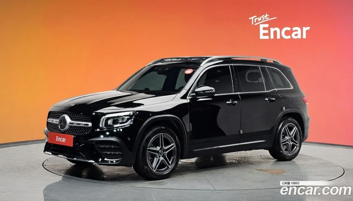 Mercedes-Benz GLB-Class — фото 1