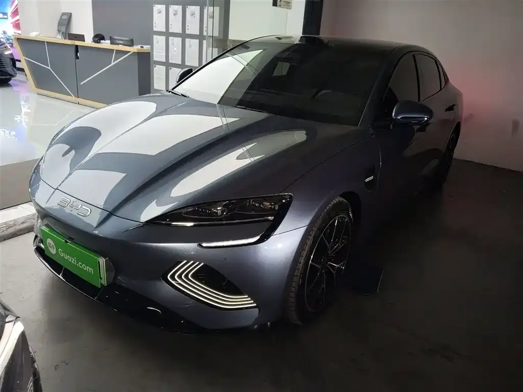 BYD Seal — фото 2