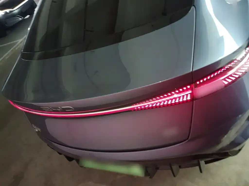 BYD Seal — фото 6