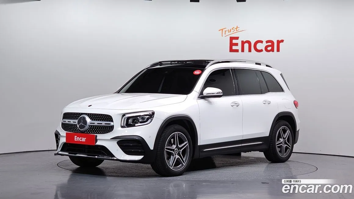 Mercedes-Benz GLB-Class — фото 1