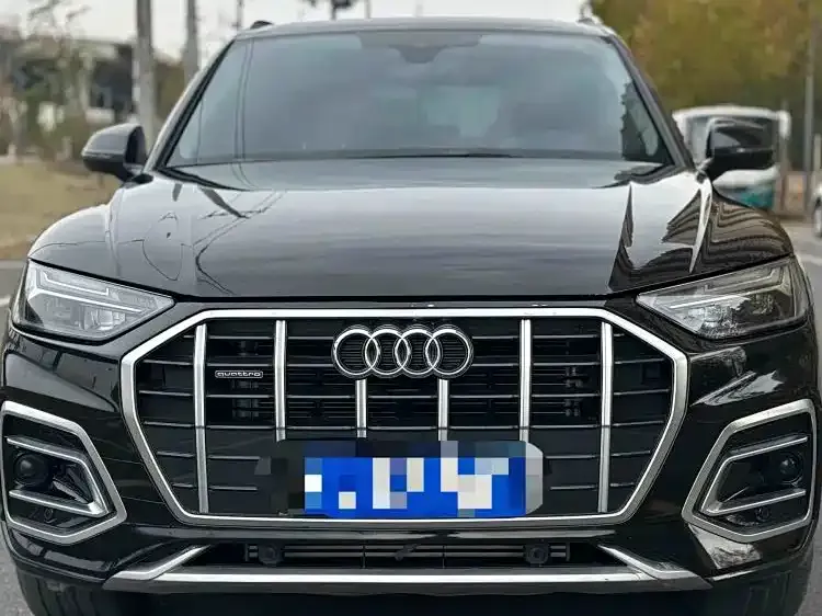 Audi Q5L 2023 из CN, фото 1