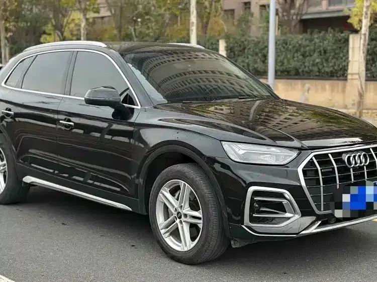 Audi Q5L 2023 из CN, фото 2