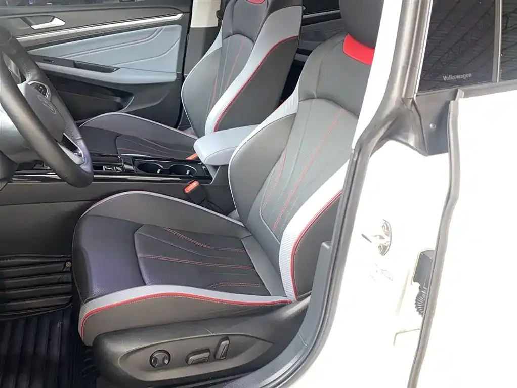 Volkswagen Lamando 2023 из CN, фото 7