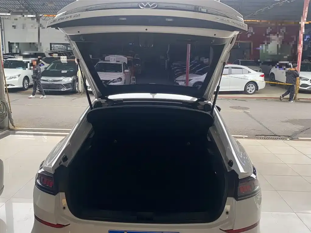 Volkswagen Lamando 2023 из CN, фото 9