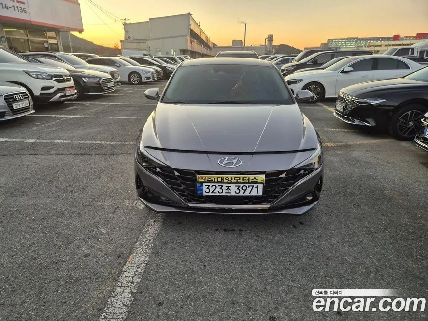 Hyundai AVANTE — фото 3