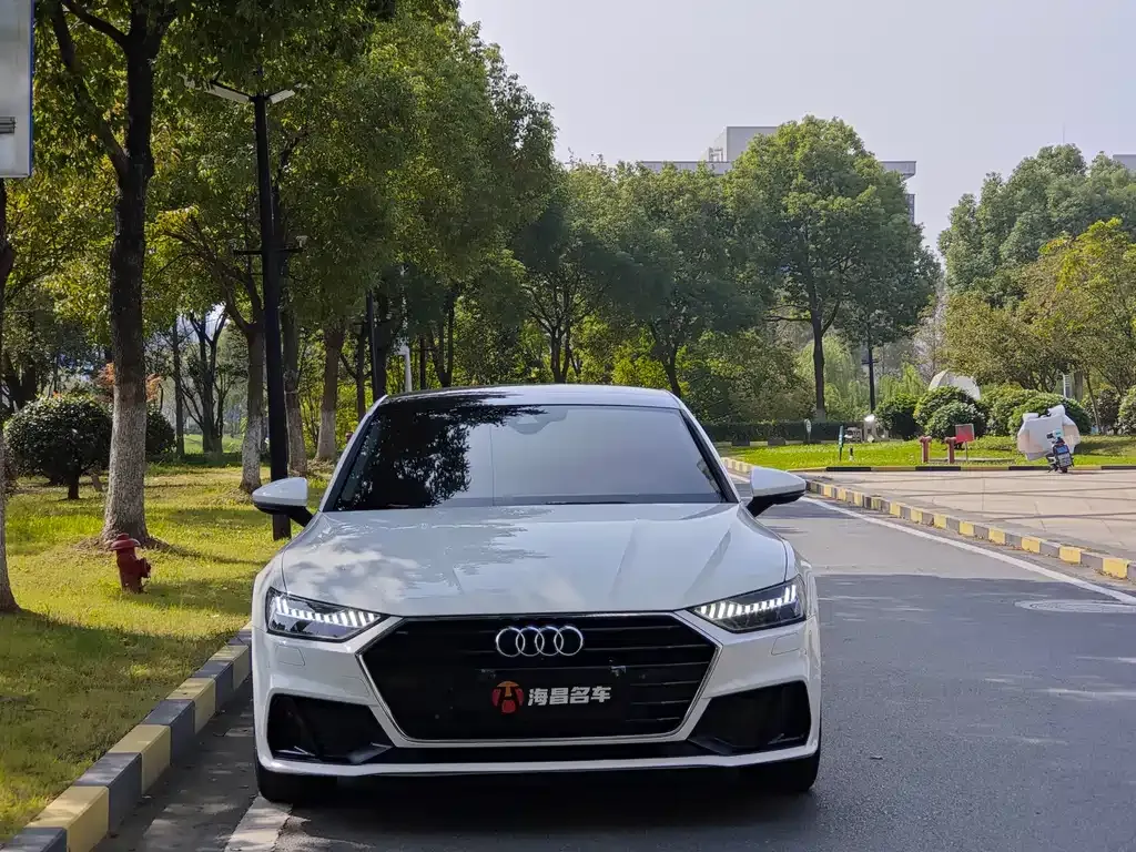 Audi A7 2021 из CN, фото 2