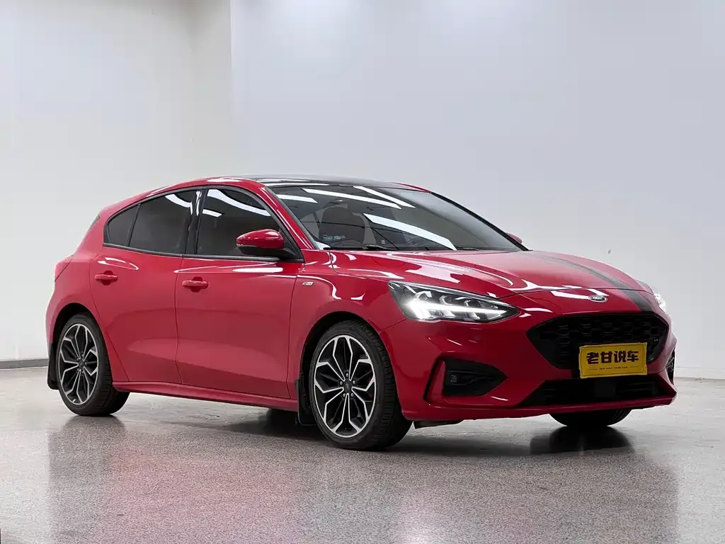 Ford Focus 2021 из CN, фото 3