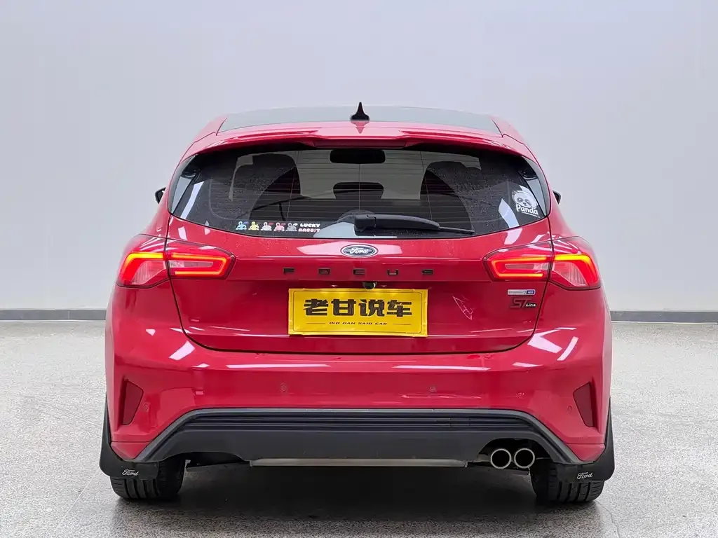 Ford Focus 2021 из CN, фото 6