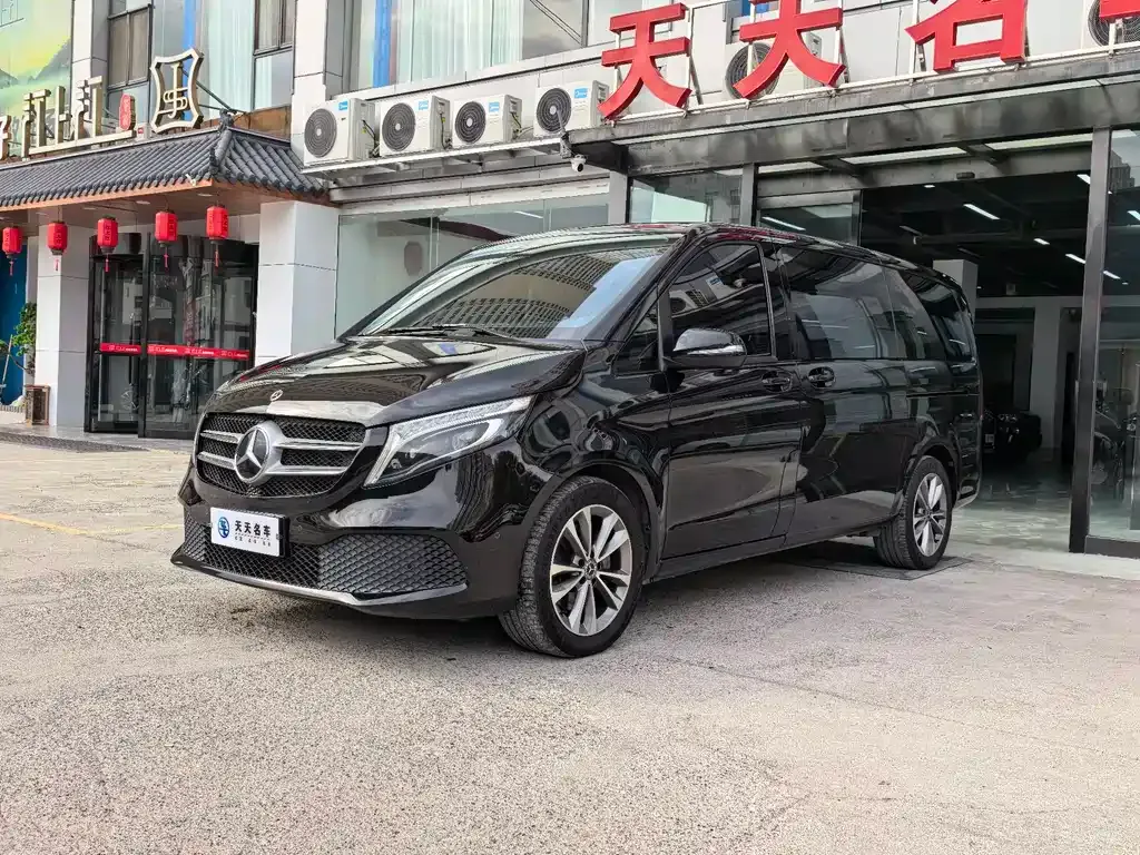 Mercedes-Benz V-Class 2022 из CN, фото 1