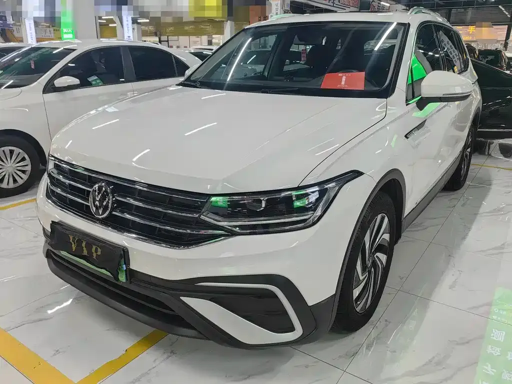 Volkswagen Tiguan L 2022 из CN, фото 1