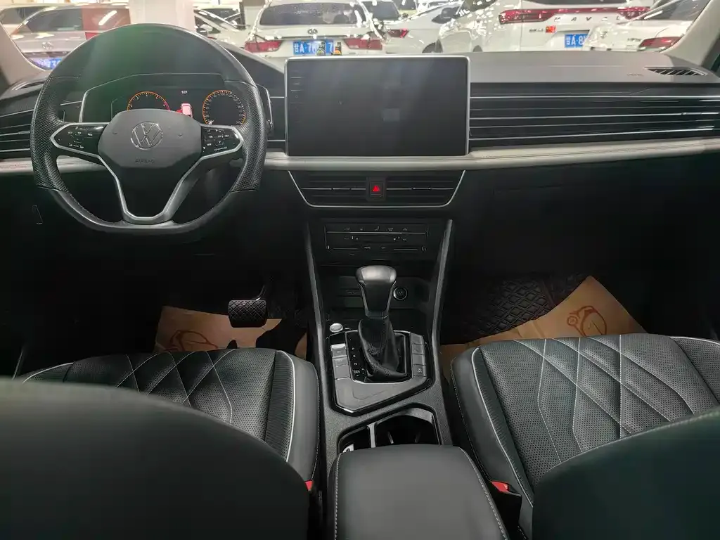 Volkswagen Tiguan L 2022 из CN, фото 10