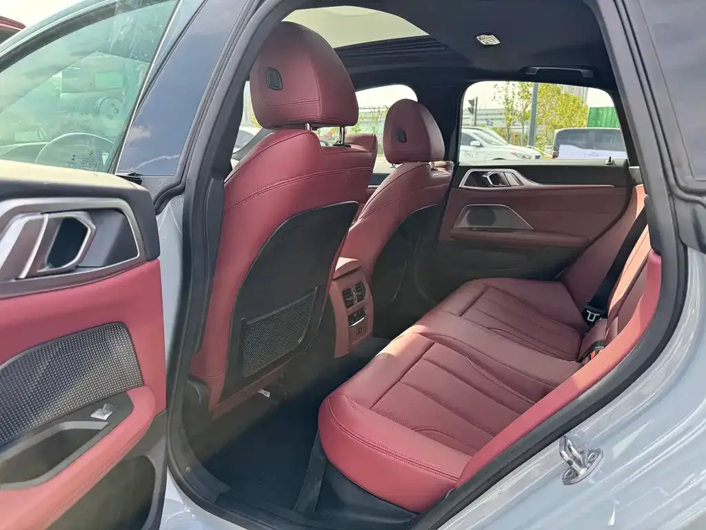BMW 4 Series 2023 из CN, фото 6