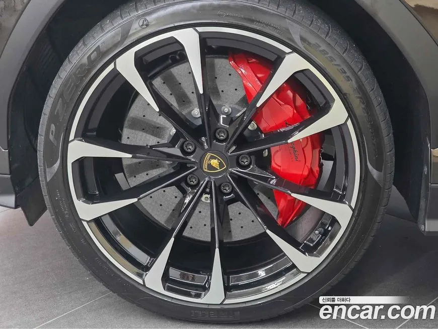 Lamborghini Urus 2023 из KR, фото 10