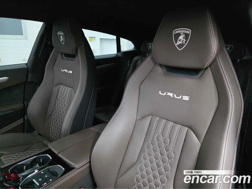 Lamborghini Urus 2023 из KR, фото 8