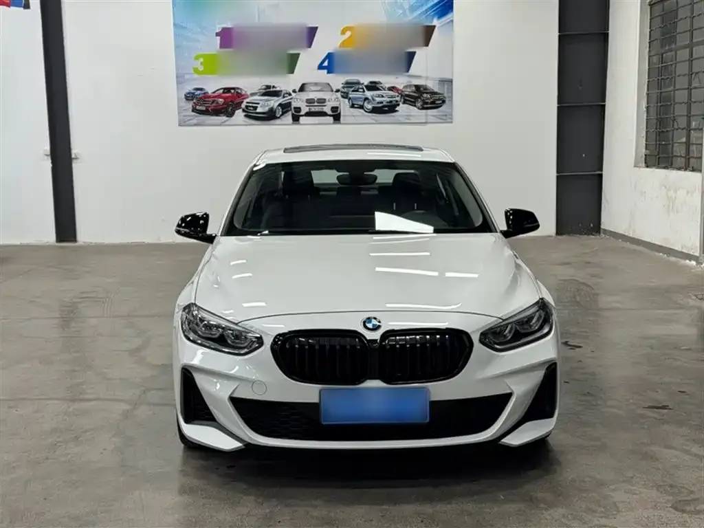 BMW 1 Series 2021 из CN, фото 3