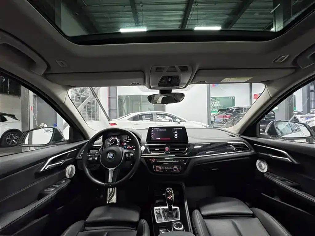 BMW 1 Series 2021 из CN, фото 8