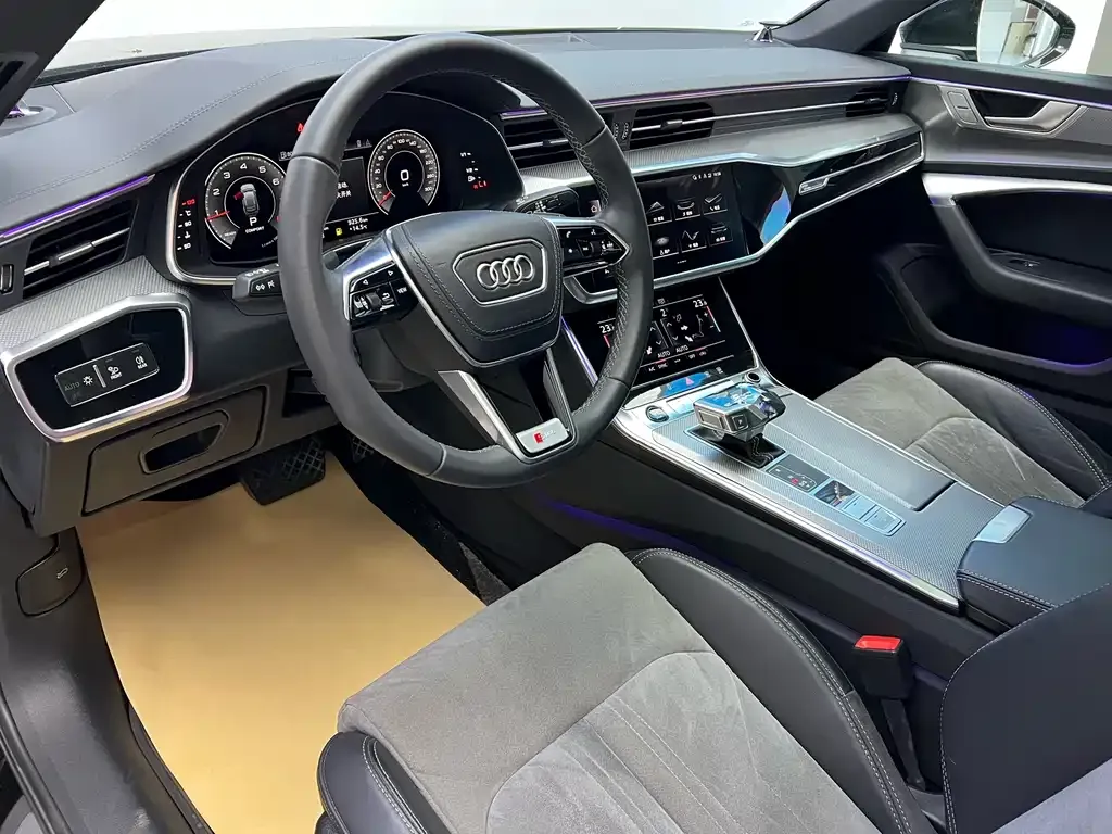Audi A6L 2023 из CN, фото 7