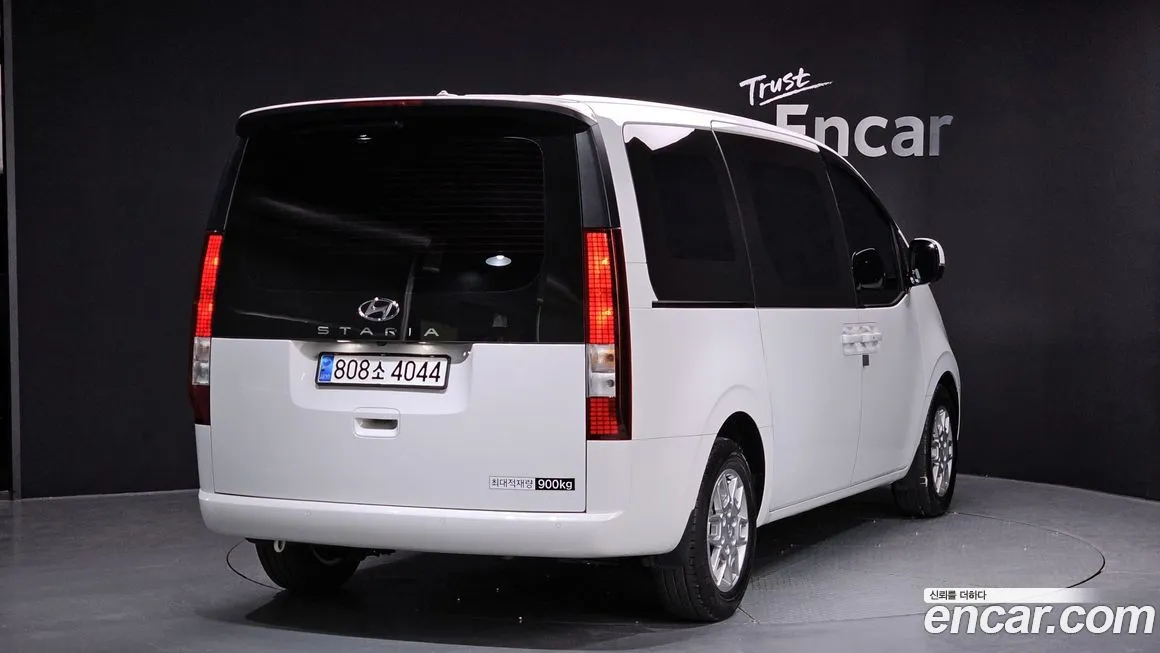 Hyundai Staria 2023 из KR, фото 2