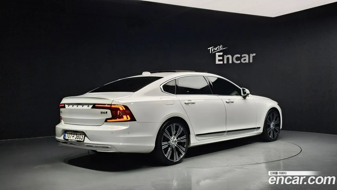Volvo S90 — фото 2