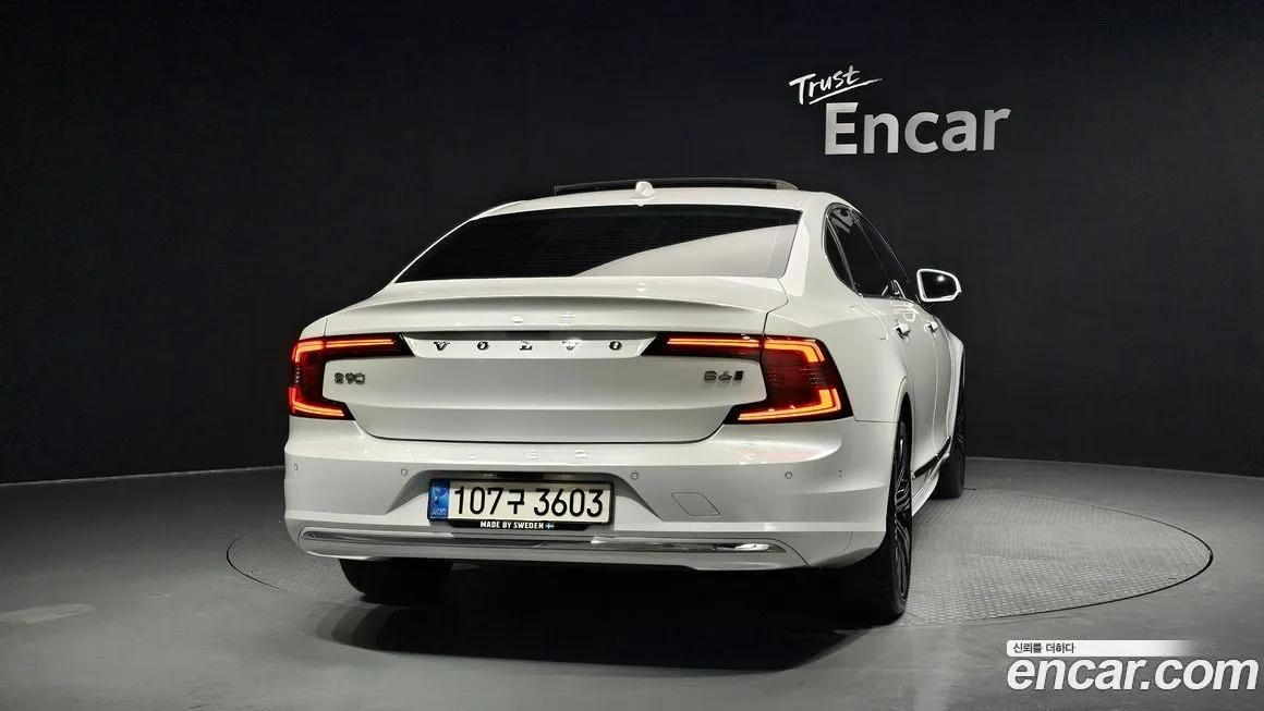 Volvo S90 — фото 4